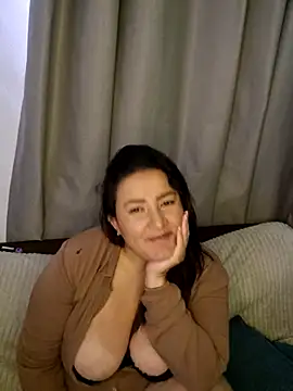 kitty 84 online show from 04/28/26, 02:33