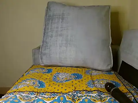 Snapshot of lavishh_linds chatting on 03/12/25, 04:30 lavishh linds online show from 03/12/25, 04:30