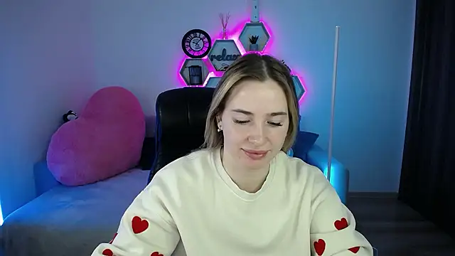 Snapshot of SabrinViolet chatting on 01/12/26, 09:14 SabrinViolet online show from 01/12/26, 09:14