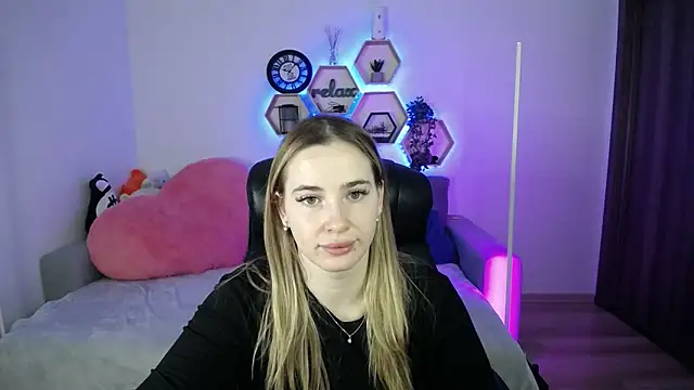 Snapshot of SabrinViolet chatting on 02/24/26, 09:07 SabrinViolet online show from 02/24/26, 09:07