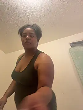 prettlovely14 online show from 11/22/25, 01:04