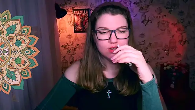 VioletteWay online show from 04/12/26, 04:01