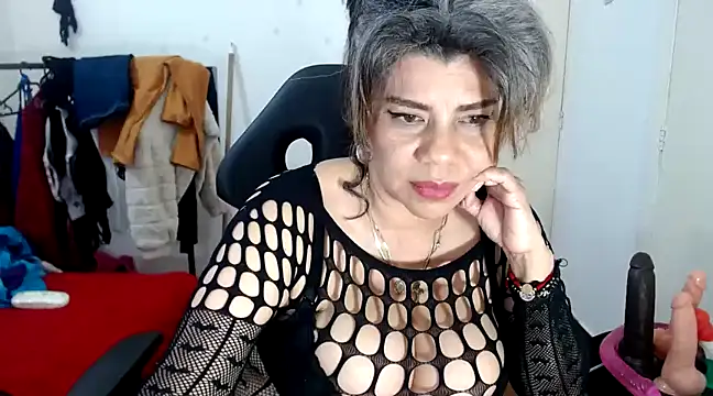 vikyadams online show from 03/04/25, 02:38