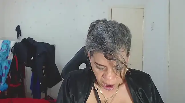 vikyadams online show from 03/05/25, 10:22