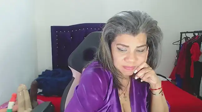 vikyadams online show from 03/21/25, 02:18