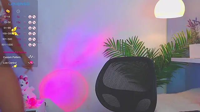 catalina  lovers online show from 02/06/25, 05:19