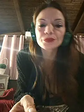 Snapshot of vampvanna23 chatting on 01/11/26, 03:22 vampvanna23 online show from 01/11/26, 03:22