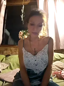 Snapshot of vampvanna23 chatting on 06/18/26, 02:23 vampvanna23 online show from 06/18/26, 02:23