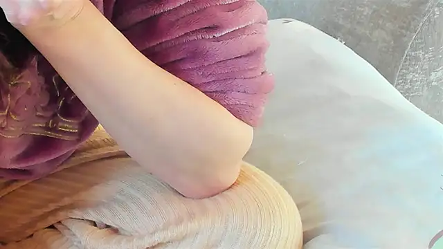 Snapshot of Julliana07 chatting on 03/05/26, 12:56 Julliana07 online show from 03/05/26, 12:56