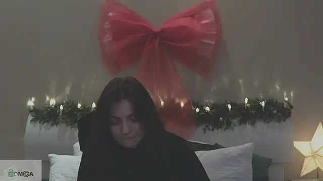Snapshot of katty__cat chatting on 12/23/24, 05:11 katty cat online show from 12/23/24, 05:11