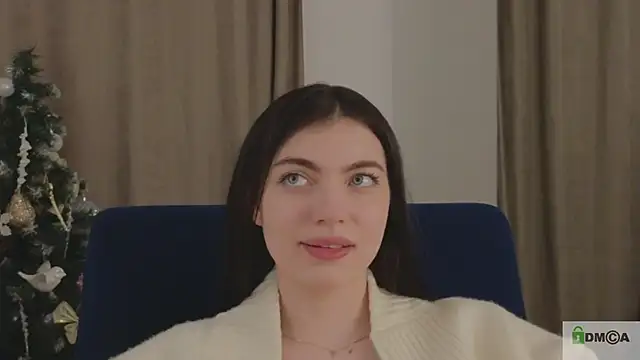 Snapshot of katty__cat chatting on 01/08/25, 03:50 katty cat online show from 01/08/25, 03:50