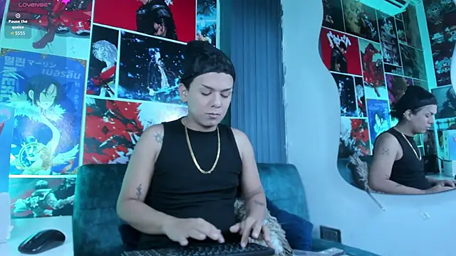 yossi peach cute online show from 06/11/26, 08:40