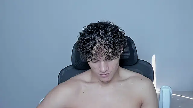 laurent nova online show from 10/27/25, 06:12