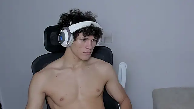 laurent nova online show from 11/08/25, 08:03