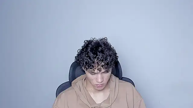 laurent nova online show from 11/14/25, 09:08