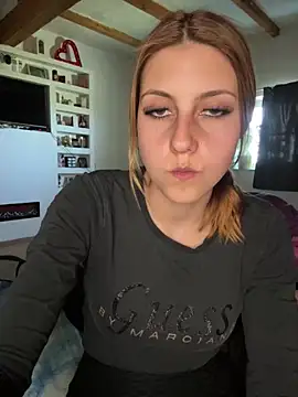 xxdorkax6 online show from 05/05/26, 11:07