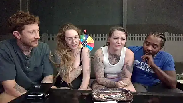 Snapshot of Babz0ntheR0x chatting on 10/05/25, 04:22 Babz0ntheR0x online show from 10/05/25, 04:22