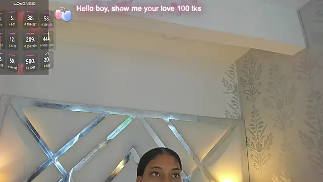 Snapshot of belacampbell chatting on 02/08/25, 07:49 belacampbell online show from 02/08/25, 07:49