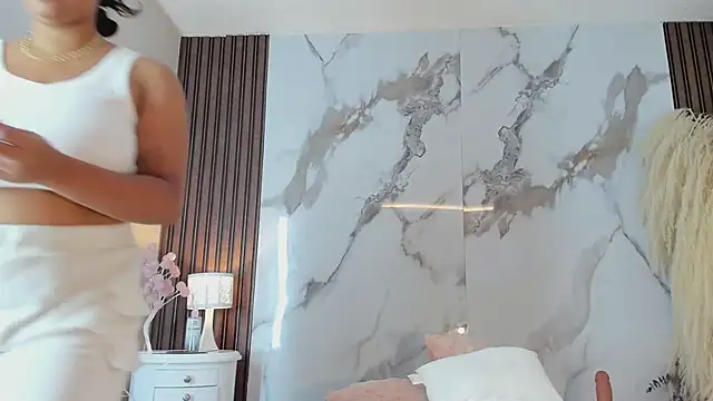 Snapshot of belacampbell chatting on 03/19/25, 02:16 belacampbell online show from 03/19/25, 02:16