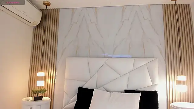 Snapshot of belacampbell chatting on 10/14/25, 04:57 belacampbell online show from 10/14/25, 04:57