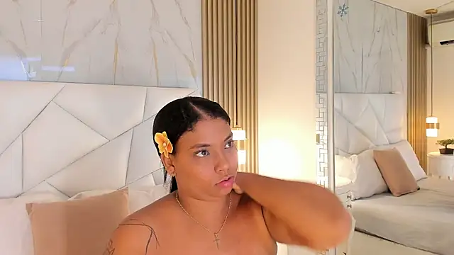 Snapshot of belacampbell chatting on 06/02/26, 05:53 belacampbell online show from 06/02/26, 05:53