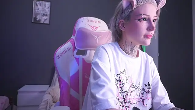 fraulein mooon online show from 01/08/26, 08:22