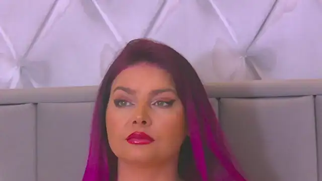 Snapshot of RissaRheys chatting on 10/24/25, 08:38 RissaRheys online show from 10/24/25, 08:38