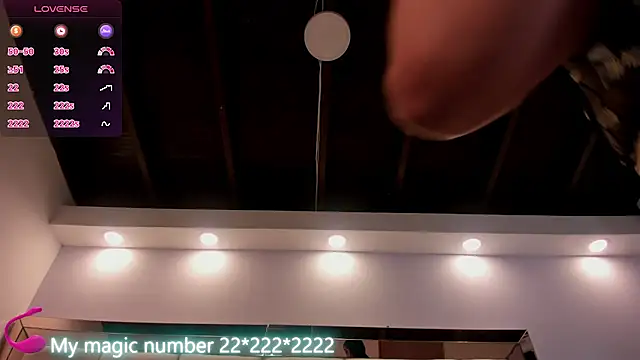 anyi sweet titss online show from 11/25/25, 10:21