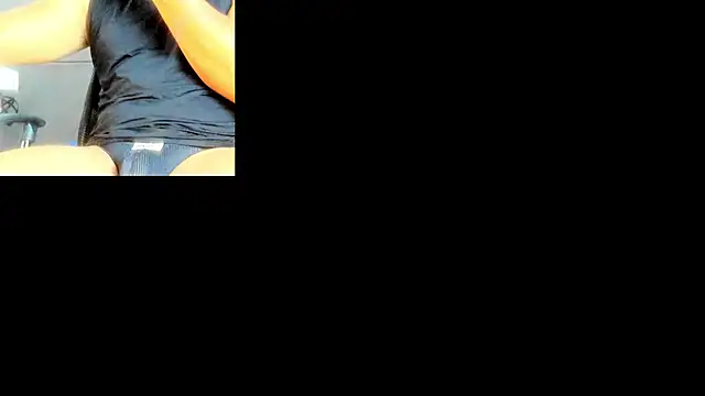 Snapshot of Jan_Flp chatting on 11/15/25, 01:18 Jan Flp online show from 11/15/25, 01:18