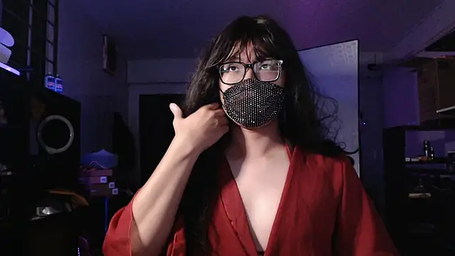 Snapshot of Erin_Song chatting on 10/25/25, 04:13 Erin Song online show from 10/25/25, 04:13