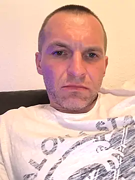 AttractiveSilk5 online show from 03/08/26, 07:01