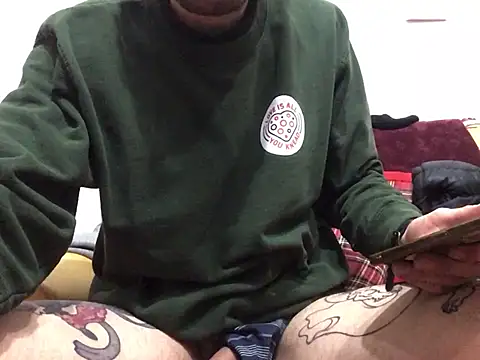 DragonPink online show from 02/22/25, 01:55