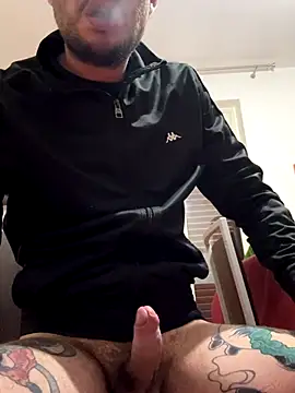 DragonPink online show from 12/19/25, 12:12