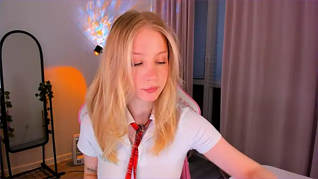 Snapshot of Eva_Davi chatting on 03/28/26, 03:06 Eva Davi online show from 03/28/26, 03:06