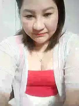 Snapshot of Rose_DiDi chatting on 02/15/25, 03:06 Rose DiDi online show from 02/15/25, 03:06