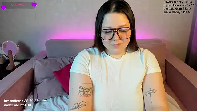 Ruth Oliver online show from 03/08/25, 11:27