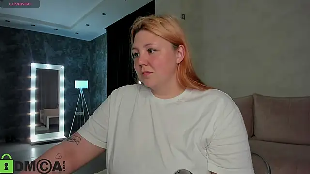 Ruth Oliver online show from 09/28/25, 12:05