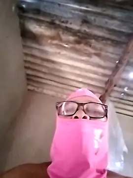 Snapshot of naughtygrannyXXX chatting on 01/01/25, 08:45 naughtygrannyXXX online show from 01/01/25, 08:45