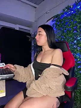 Ady 18 online show from 01/14/25, 12:54