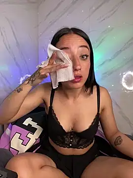 Ady 18 online show from 02/08/25, 01:11