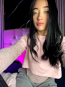 Ady 18 online show from 10/02/25, 07:21