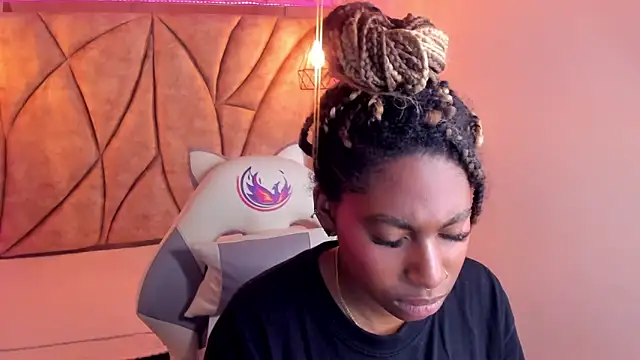 Queen perla  online show from 01/19/25, 03:10