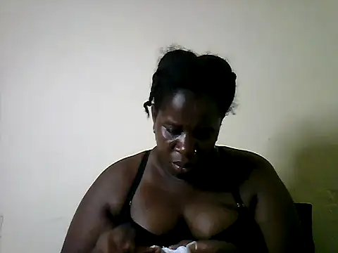 Sexy valentine001 online show from 10/29/25, 02:58