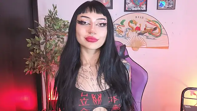 Snapshot of catipetite chatting on 05/23/26, 11:25 catipetite online show from 05/23/26, 11:25