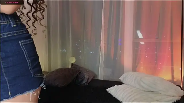 mssjulia online show from 04/23/26, 11:51