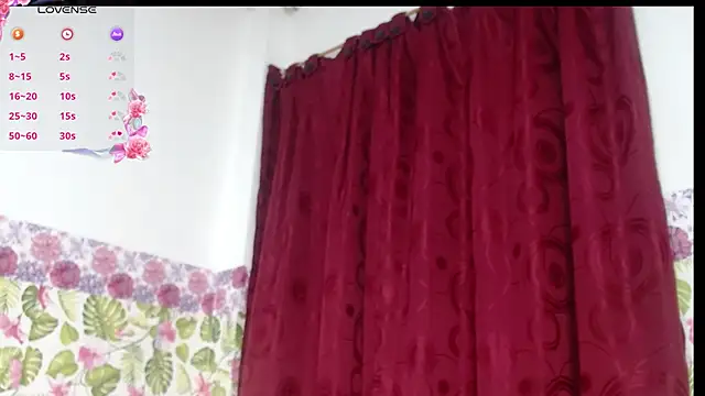 Watagatapitusberry1 online show from 12/31/24, 12:43