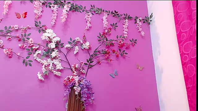 Watagatapitusberry1 online show from 02/21/25, 01:33