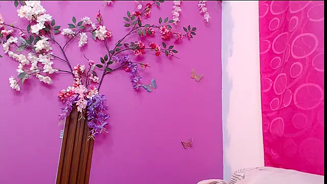 Watagatapitusberry1 online show from 03/02/25, 01:47