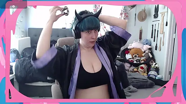 Snapshot of CirqueNoirBlu chatting on 03/21/26, 08:45 CirqueNoirBlu online show from 03/21/26, 08:45