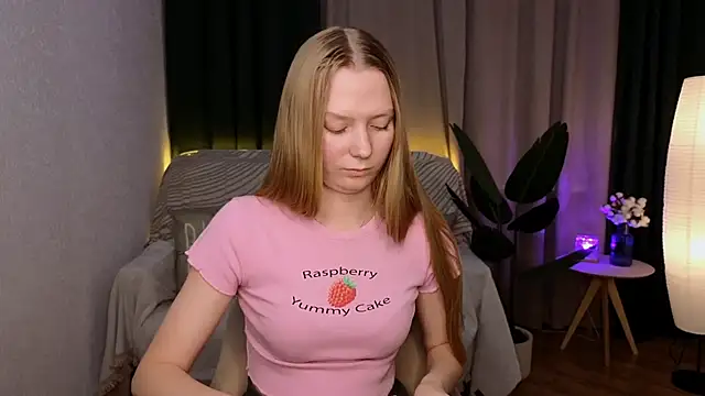 Snapshot of CarolynCohen__ chatting on 01/17/25, 05:00 CarolynCohen online show from 01/17/25, 05:00